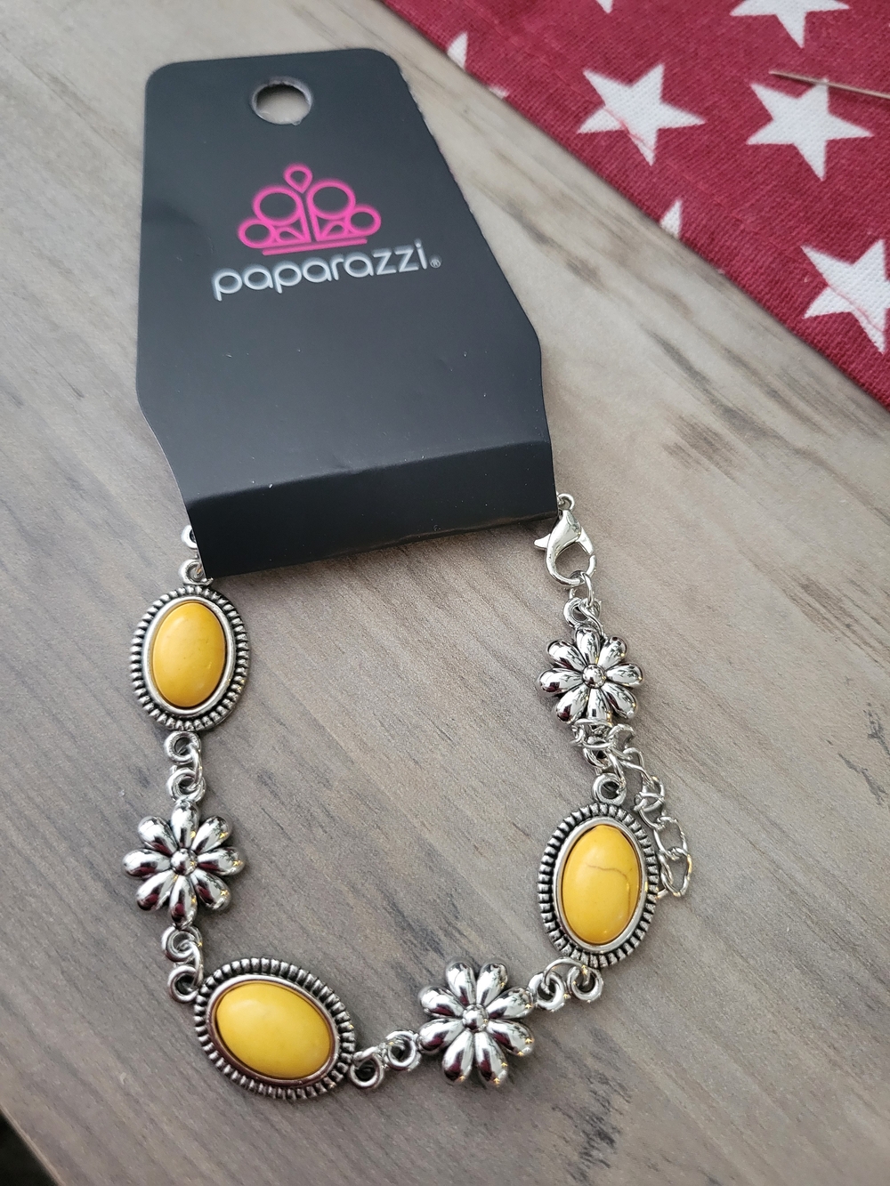paparazzi Silver Floral Bracelet with Bright Yellow Ovals